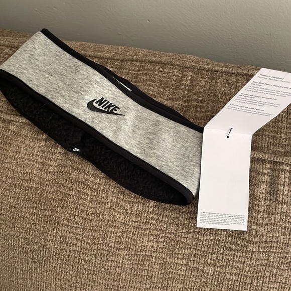 Nike Headband - Picture 6 of 9